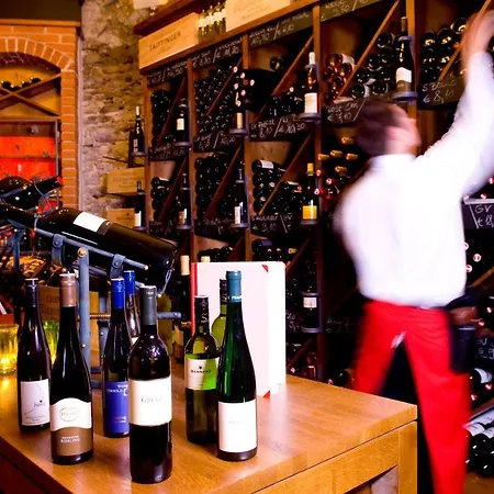 Oehlknechthof Hotell